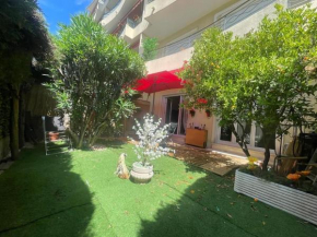Cannes Cosy Oasis